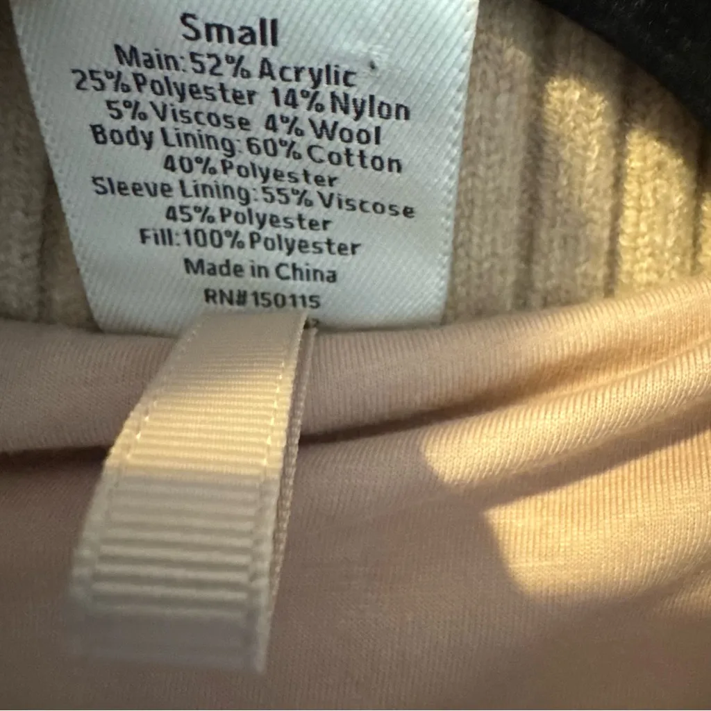 Varley Reggie Quilted Plush Cable Knit Puffer Jacket Taupe | S - Image 6