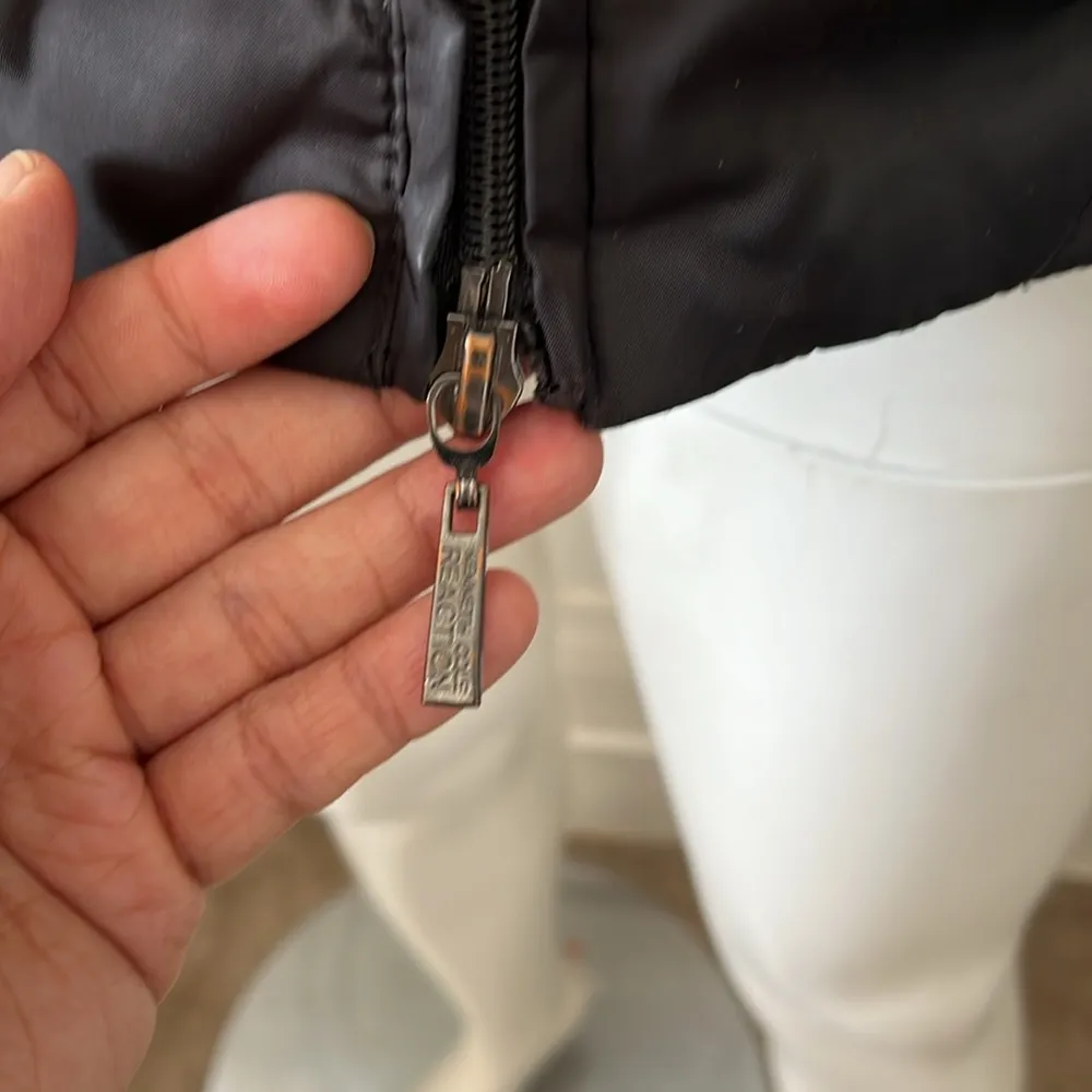 Kenneth Cole Reaction high neck quilted black zippered short down feather - Image 5