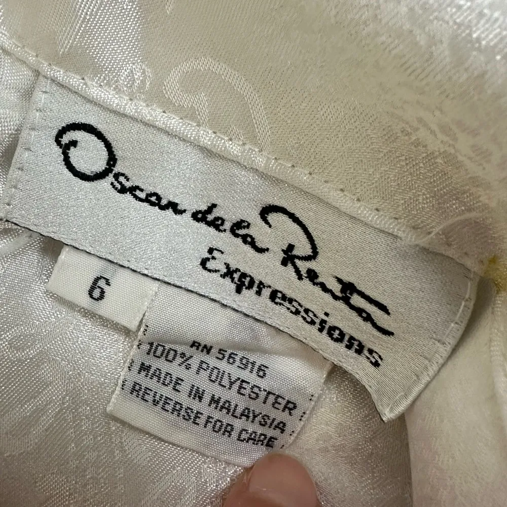 Oscar de la Renta  Expressions White Blouse Size 6 - Image 7