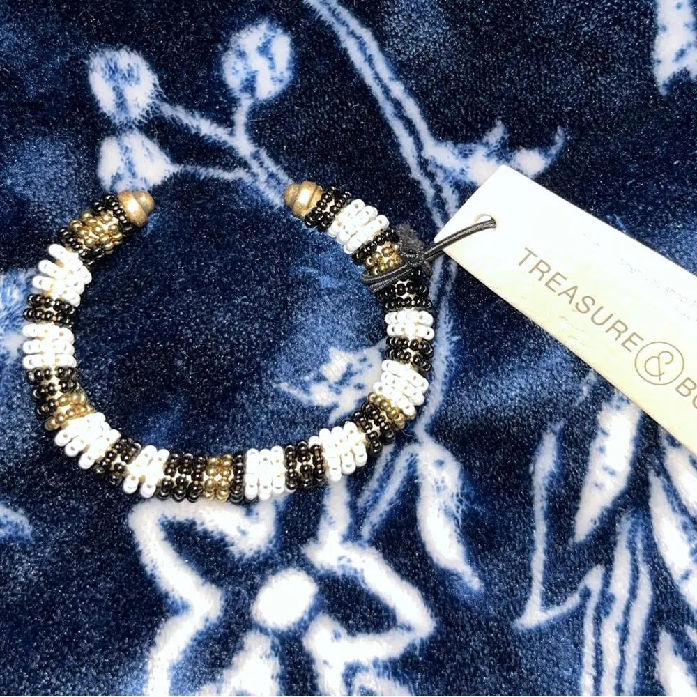 NWT! Treasure & Bond Women's Beaded Cuff Bracelet - Image 4