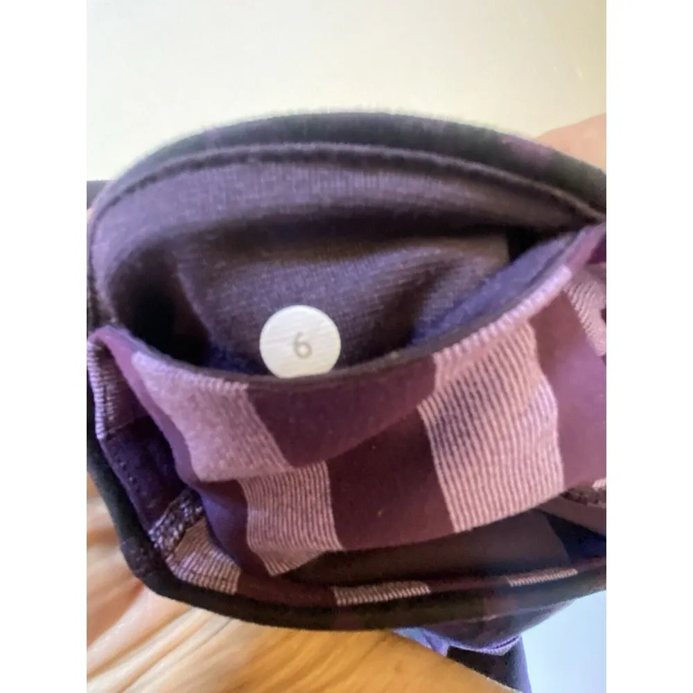 Lululemon Women's Purple Black Patterned Capri Leggings - Image 6