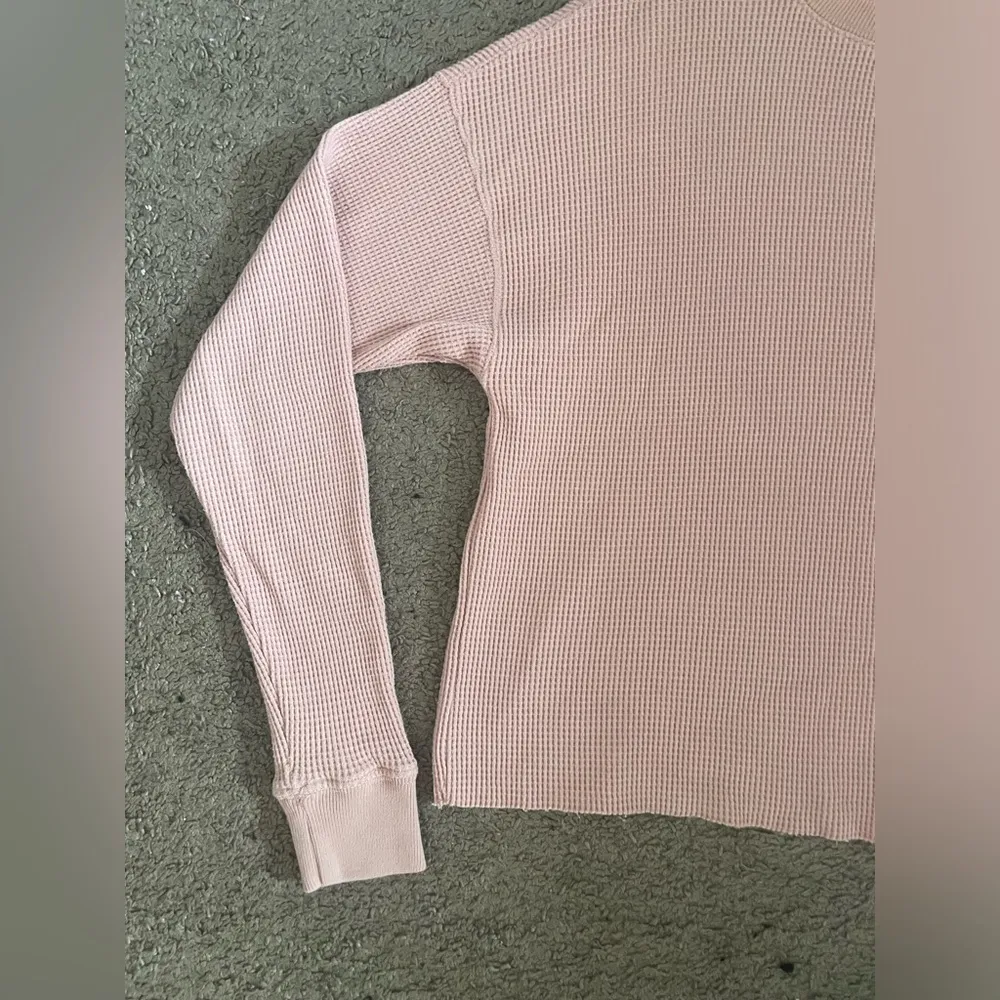 Abercrombie and Fitch Waffle Oversized Crop Long-Sleeve Crew Top - Image 5