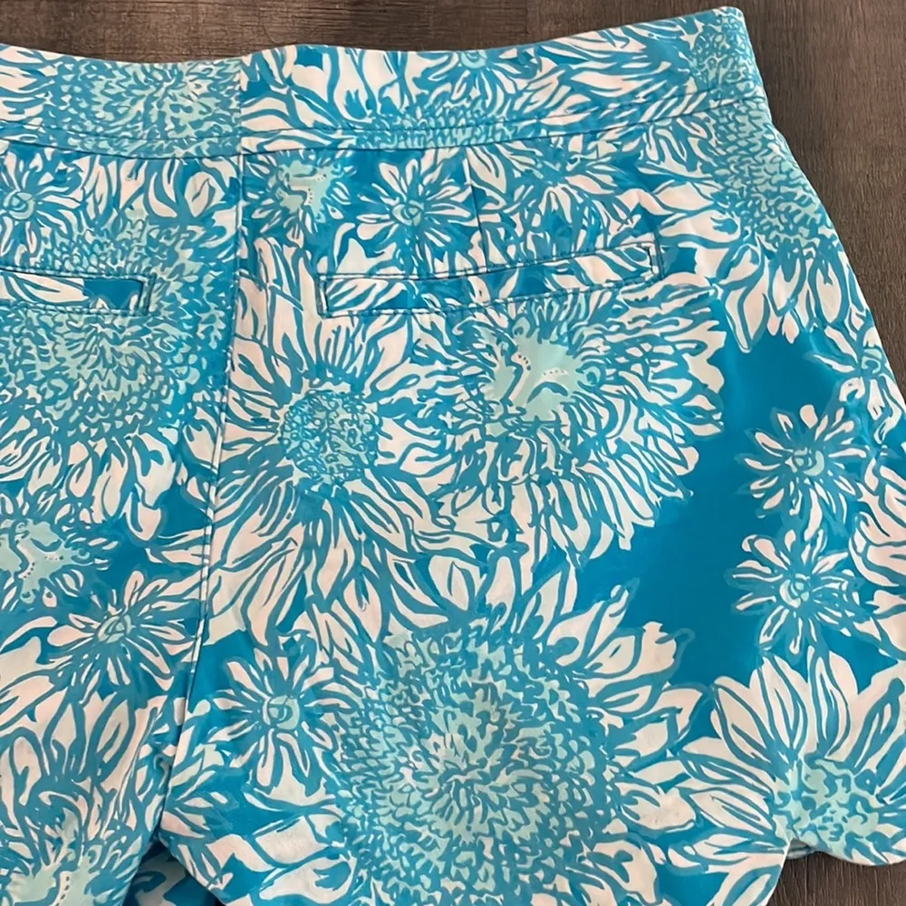 Lilly Pulitzer Scalloped Buttercup Shorts- Blue Lion In The Sun Floral - Image 6