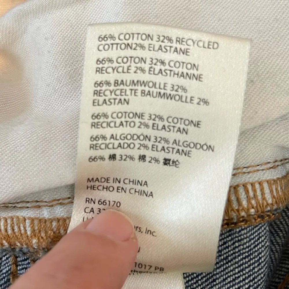 Pilcro Mid-Rise Slim Boyfriend Jeans Factory Distressed Size 28 - Image 9