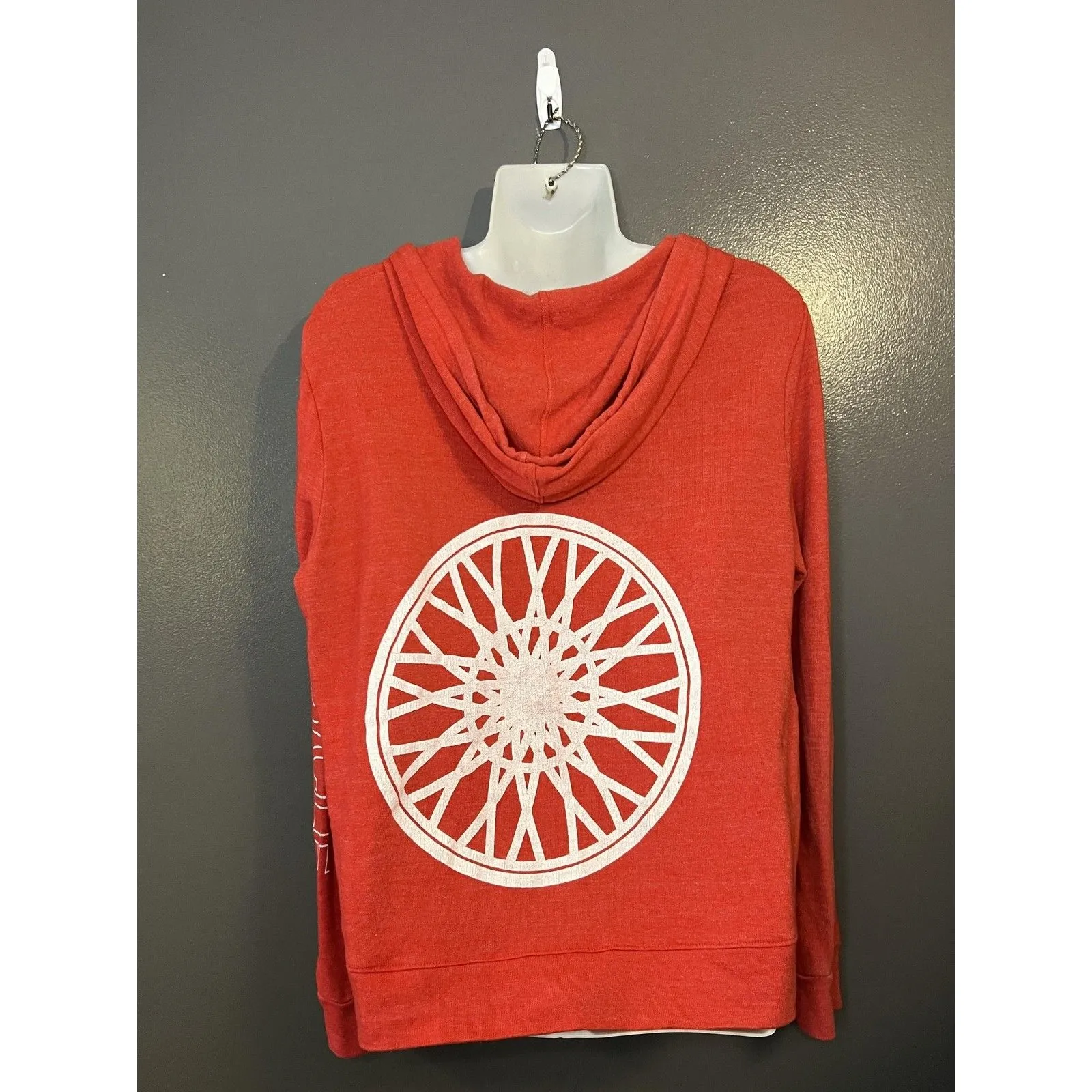 SoulCycle Hoodie Womens Large Full Zip Sleeve Spell Out Back Wheel Logo Made USA - Image 5