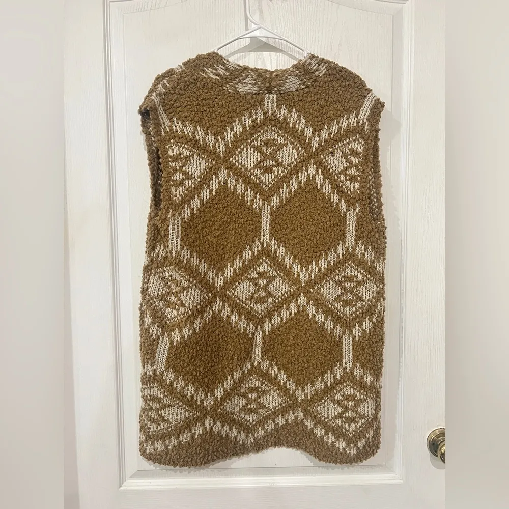 REMOVING TODAY FINAL PRICE NWT Cato Knit Vest - Image 4
