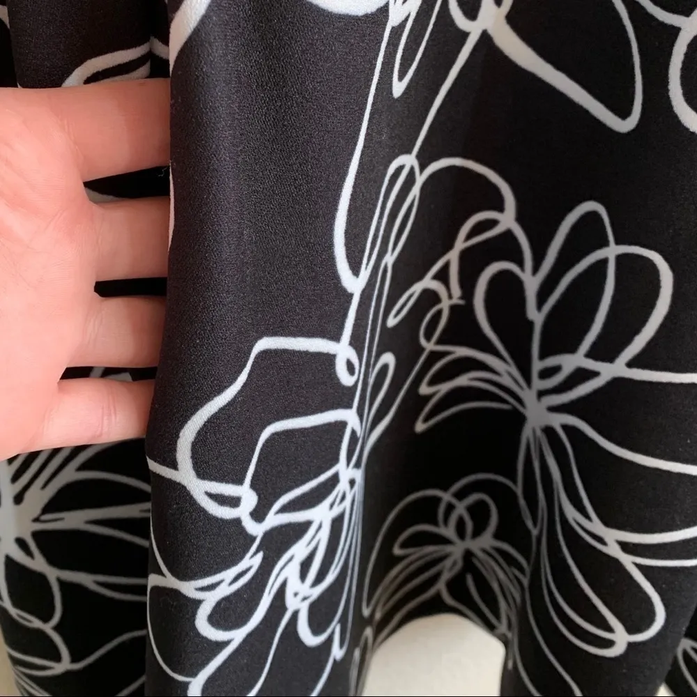 DKNY Floral Fit & Flare Dress with Pockets Black - Image 9