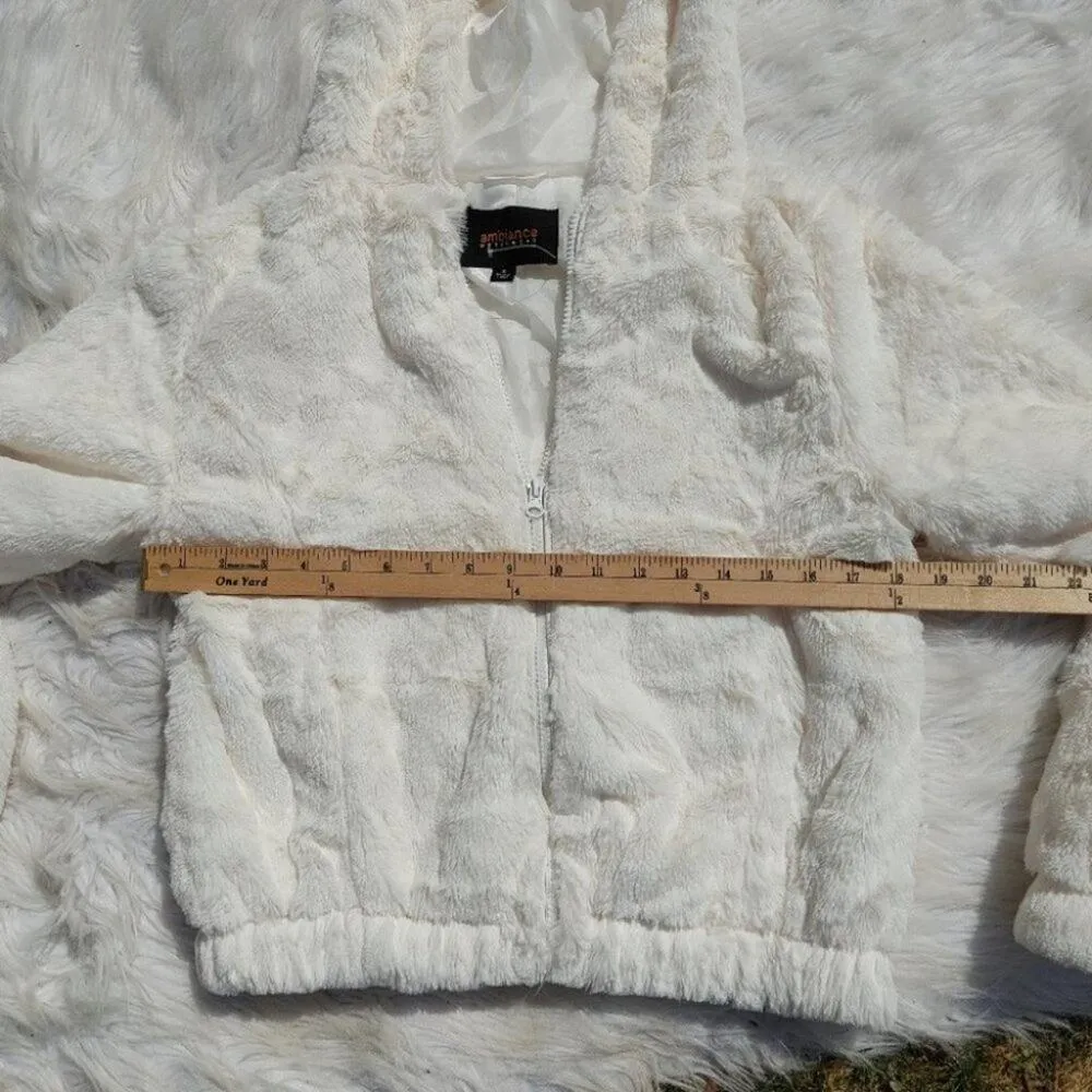 Ambiance Outerwear Size Small S White Faux Fur Cropped Zipper Jacket Hoodie - Image 4