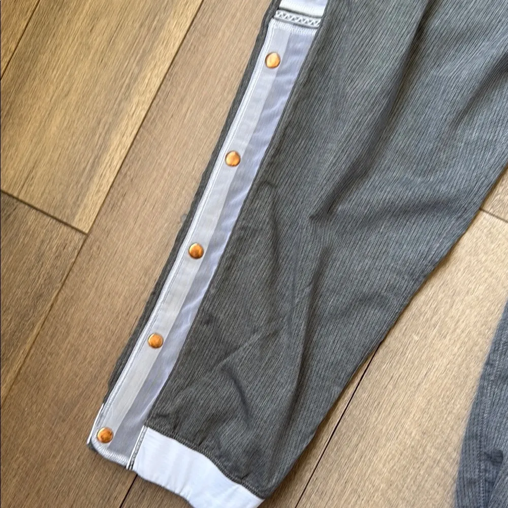 Lululemon Var-City Track Pants - Image 10