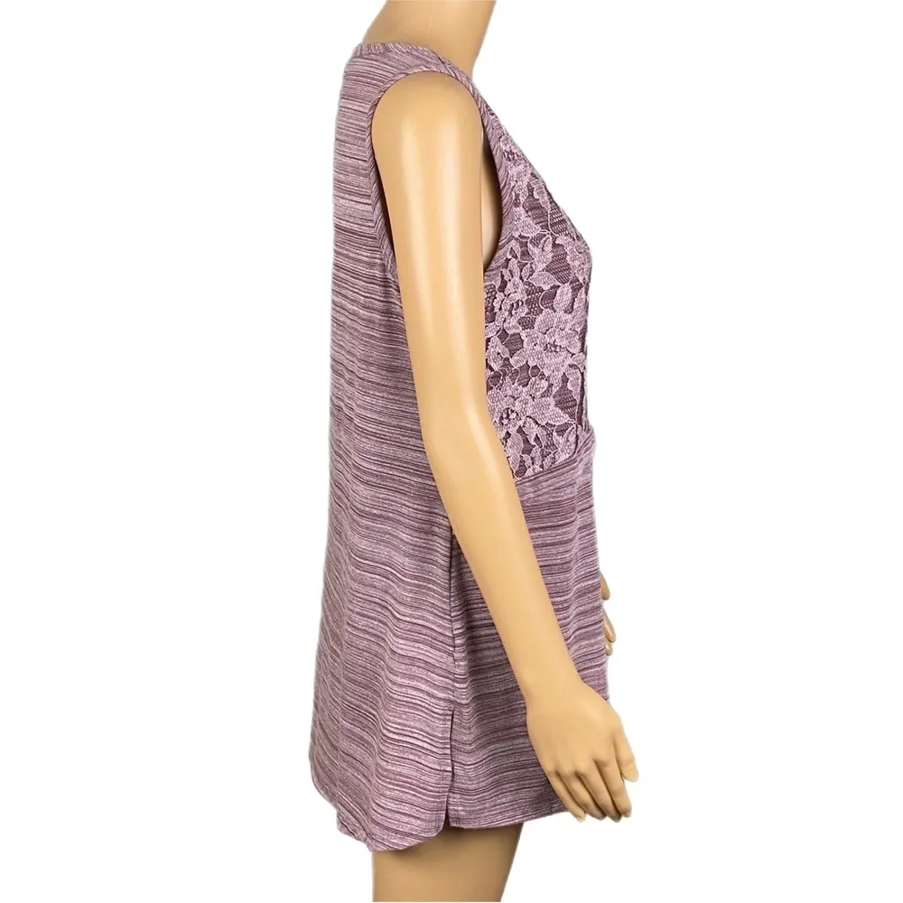 LOGO by Lori Goldstein mauve “Space Dye Tank with Cropped Lace”. Size Small. EUC - Image 4