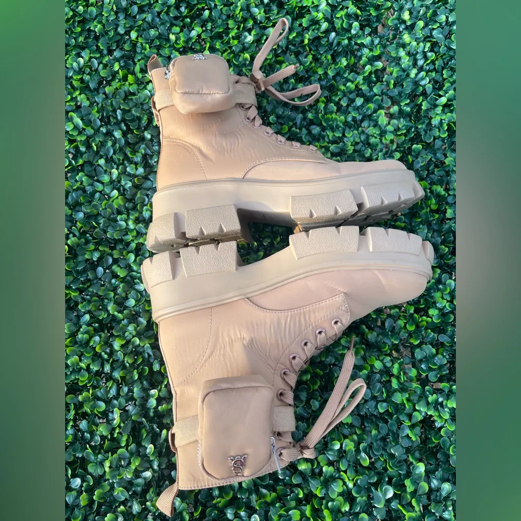 Steve Madden Tan Combat Boots with Zippered Pockets - Image 4