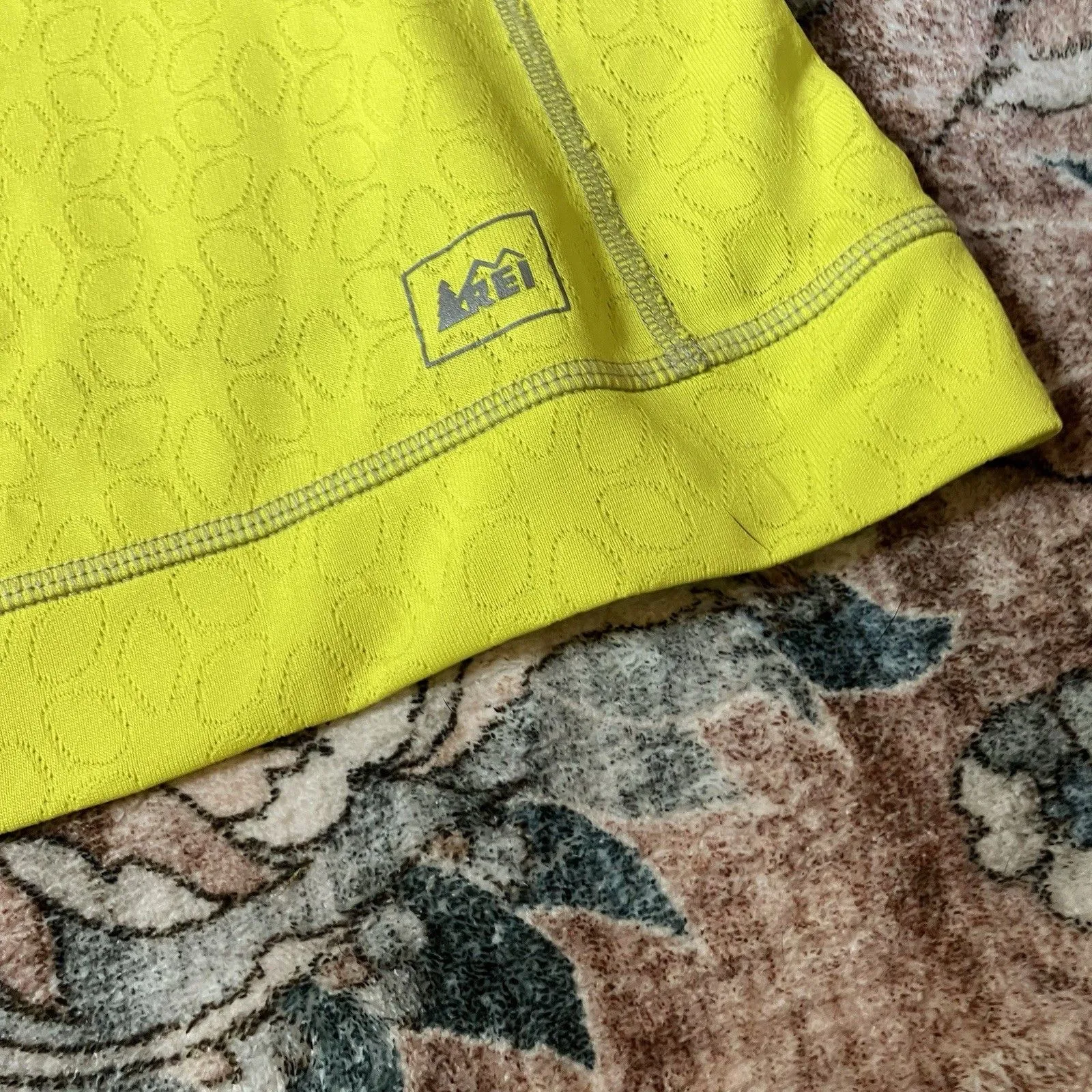 REI Shirt Womens Large Short Sleeve Lightweight Neon Yellow Stretch - Image 9