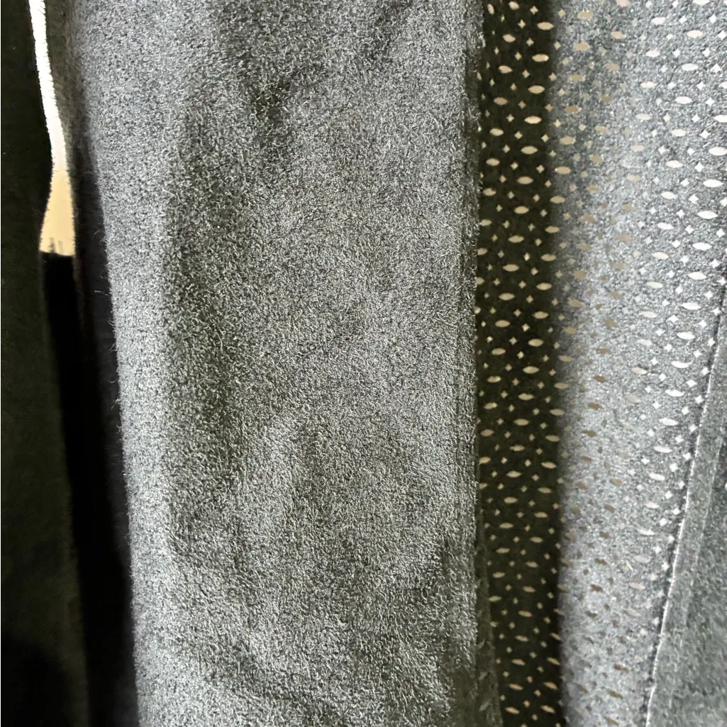 BKE Boutique Black Sleeveless Faux Leather Vest - Image 8