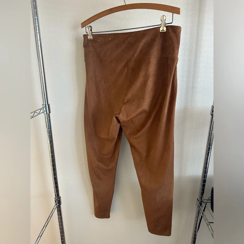 SOFT SURROUNDINGS Brown Suede Leggings. - Image 4