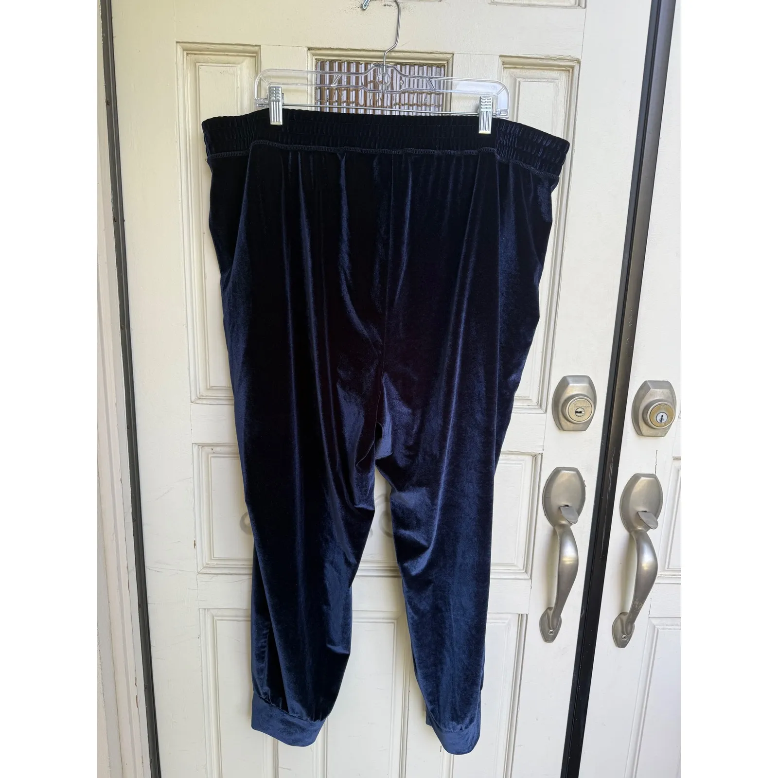 Fabletics Velour Plus‎ Size Blue Daria Jogger Bottoms Size 3X - Image 2