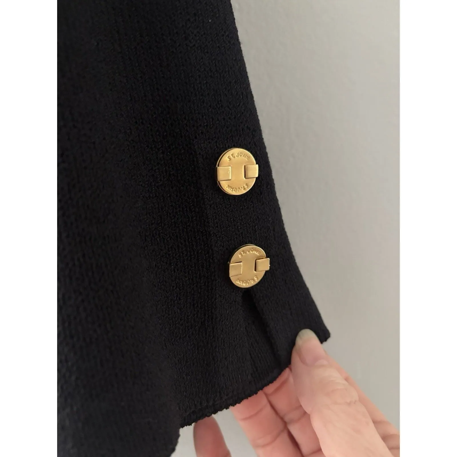 St. John Santana Knit Black Blazer Jacket Gold Buttons Size 2 Old Money Luxury - Image 14