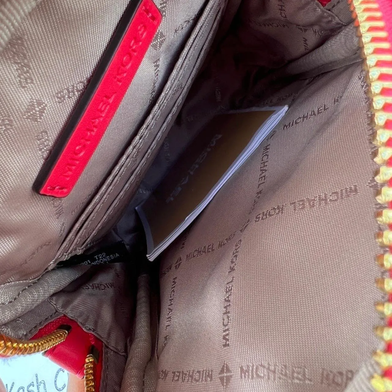 Grapefruit Multi Phone Crossbody Sloan SM Top Zip Front Pocket - Image 8