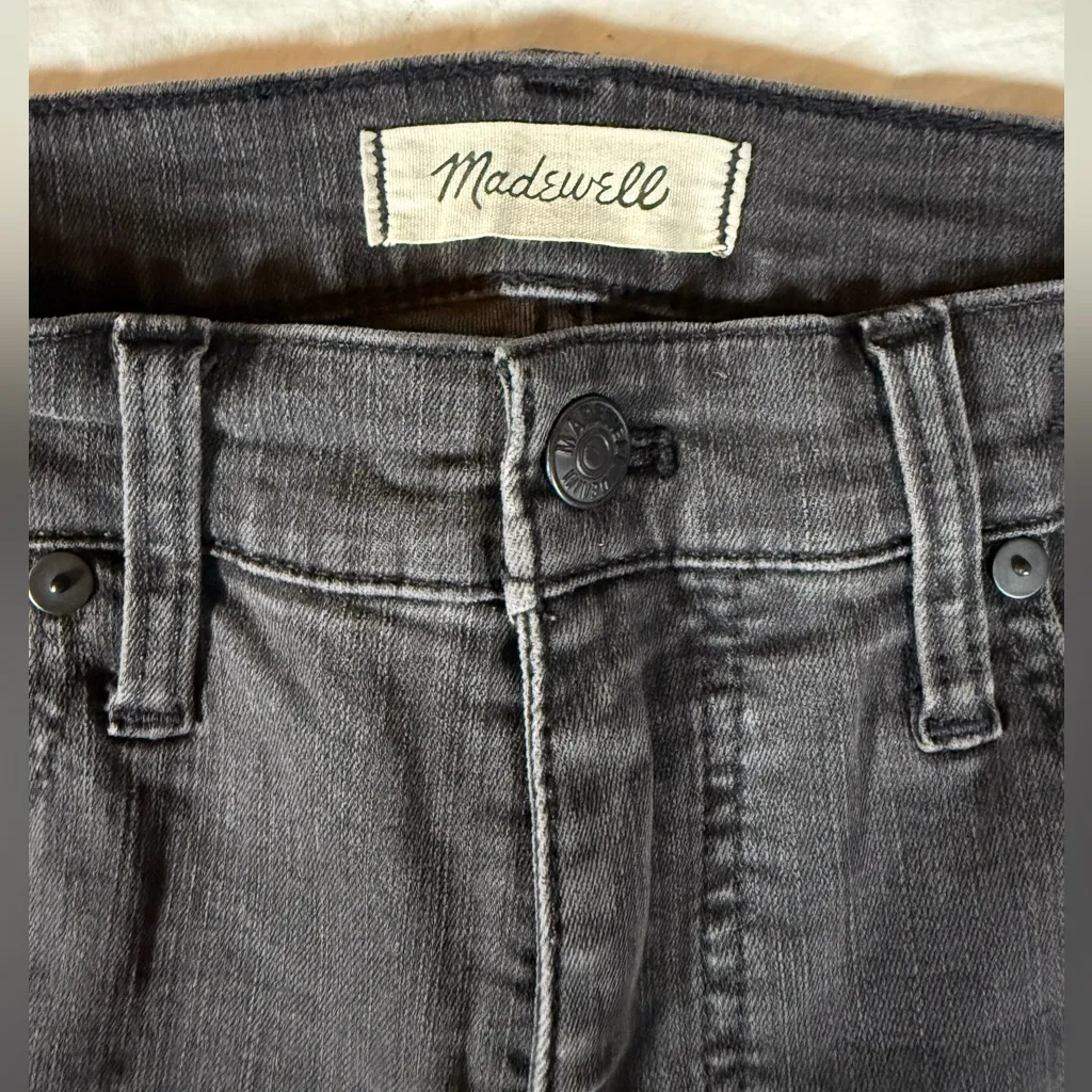 Madewell 9” High Rise Skinny Jeans in Black Sea 29 Tall - Image 6