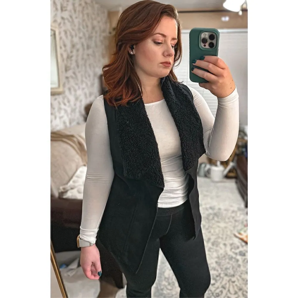 NWT AGB Black Vest with fur Black - Image 5