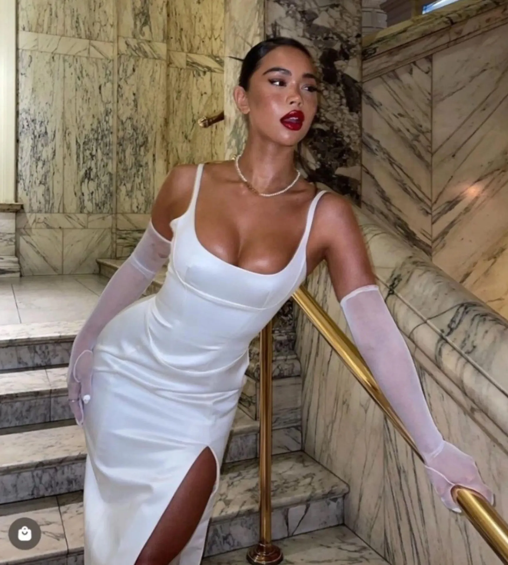 Casimira White Corseted Satin Midi Dress. Size Medium - Image 9