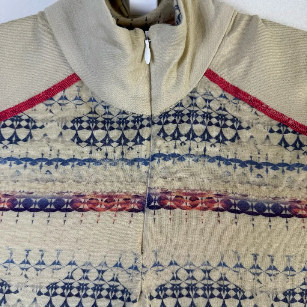 Helly Hansen Women’s Lifa Merino Wool Graphic Half Zip Base Layer Medium Flaw - Image 8