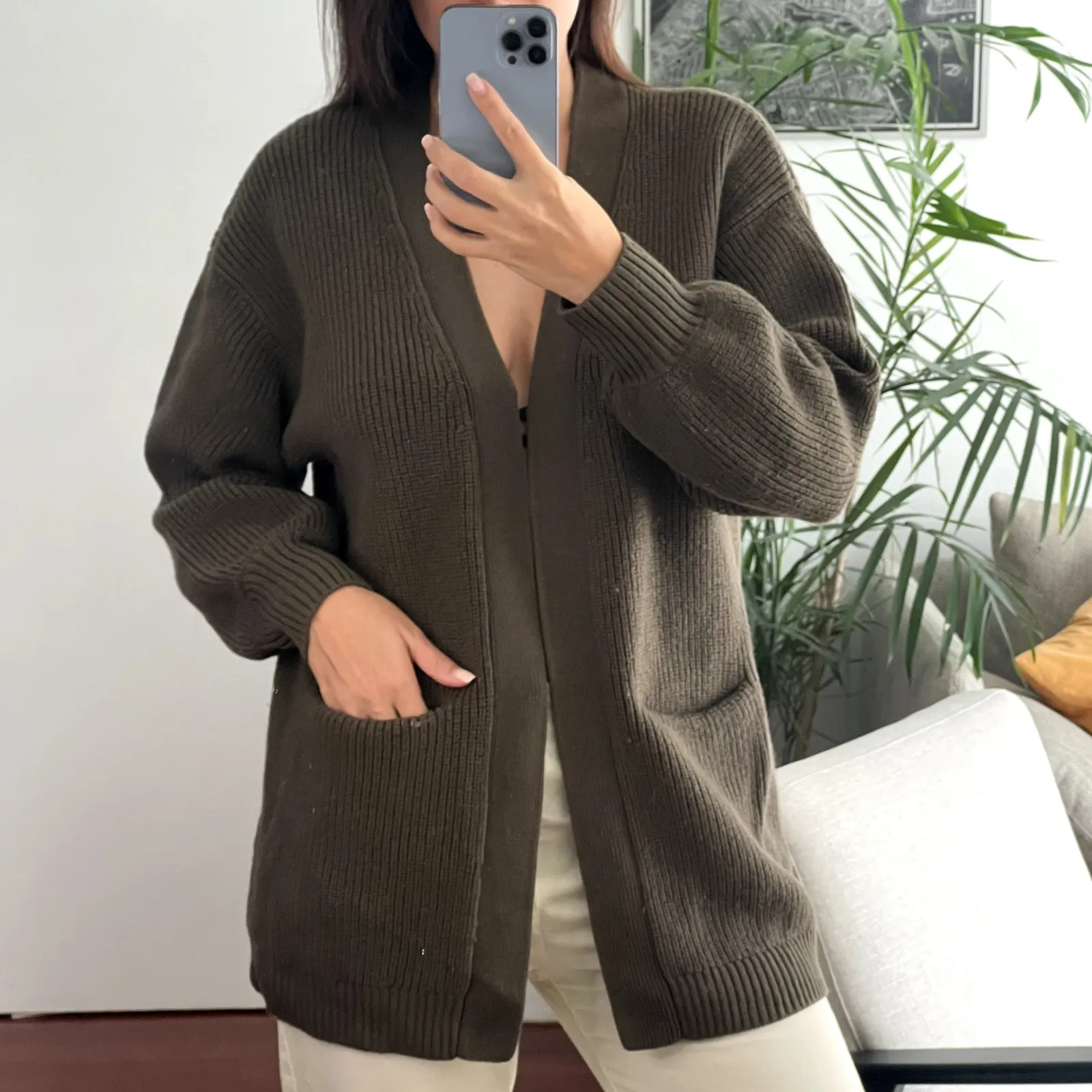 aritzia wilfred free unwind cardigan khaki green size M - Image 2