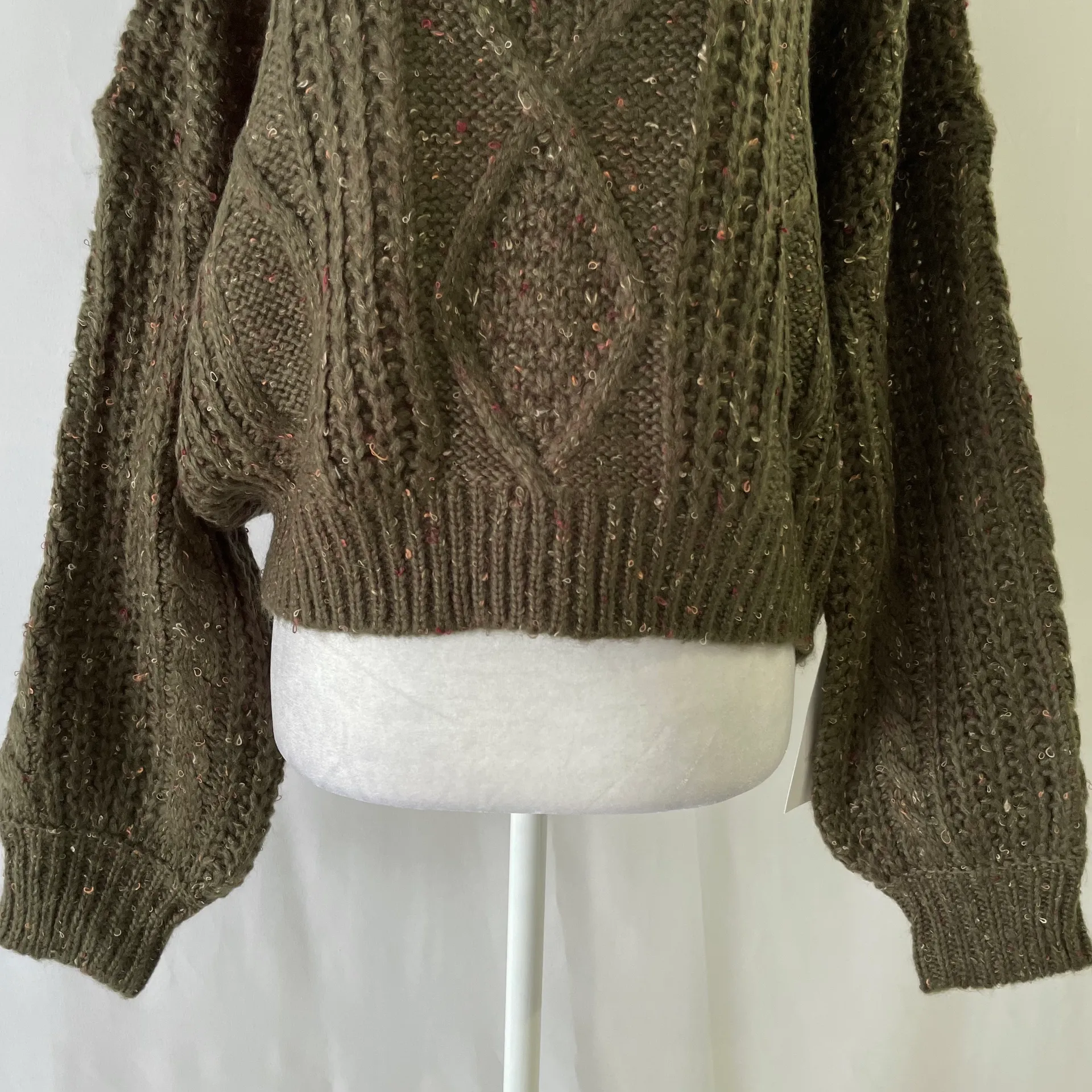 Lumière New  Speckled Cable Knit Sweater Olive Green - Image 5
