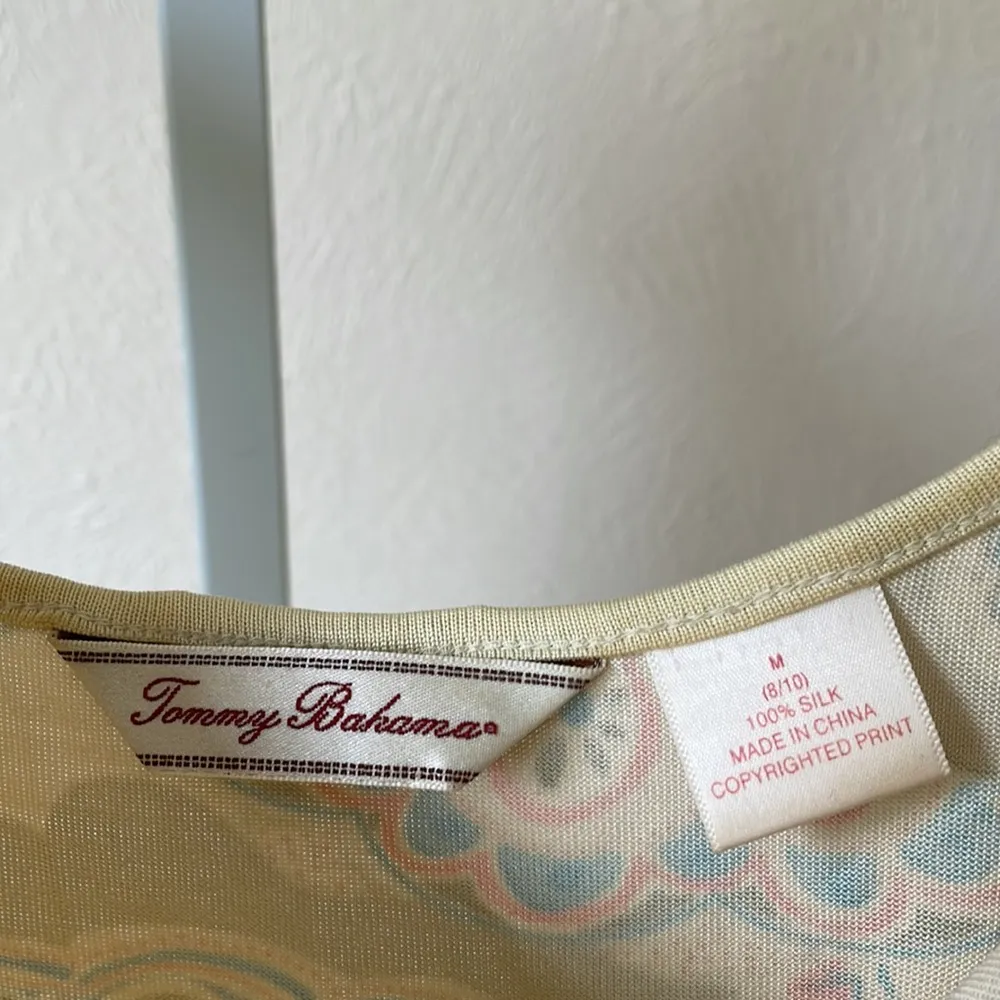 Tommy Bahama 100% silk drape patterned tank - Image 3