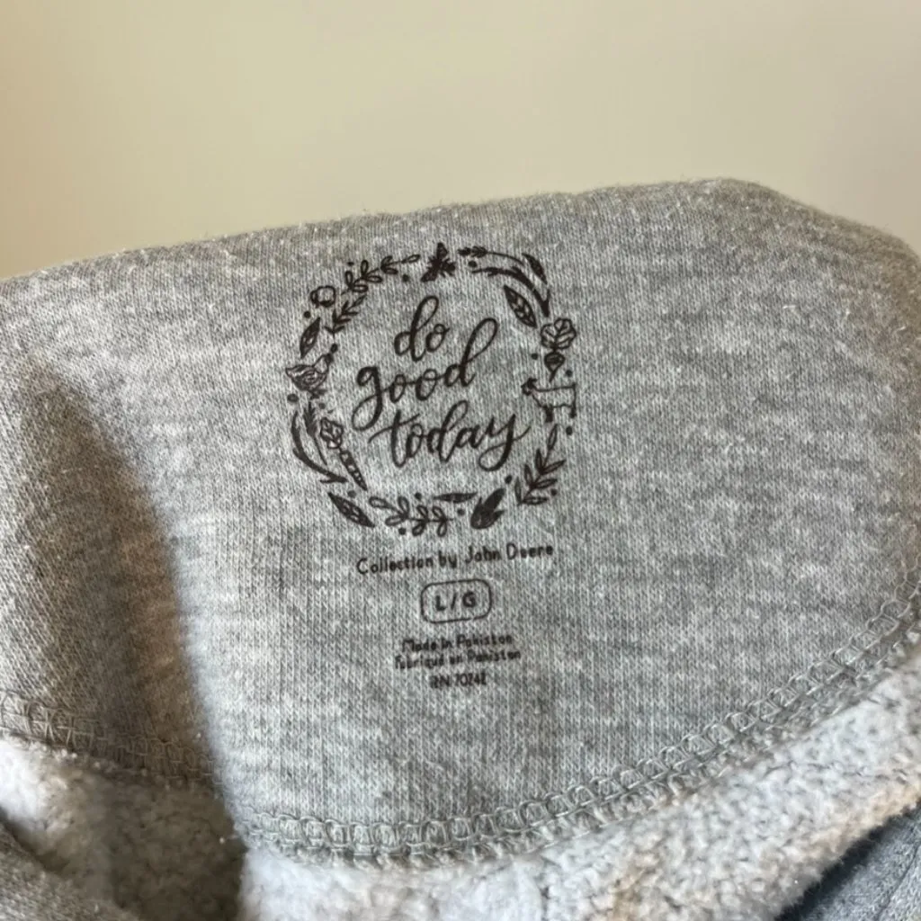 John Deere Watercolor Chicken Gray Sweatshirt Women's Large - Image 7