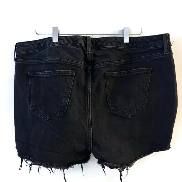 Torrid Black Button-Up Jean Shorts Size 16 - Image 2