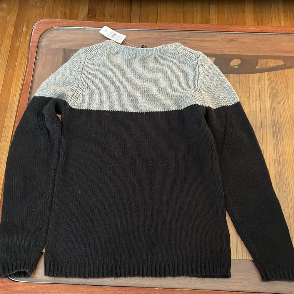 ANN TAYLOR COLOR-BLOCK POINTELLE V NECK SWEATER. - Image 3