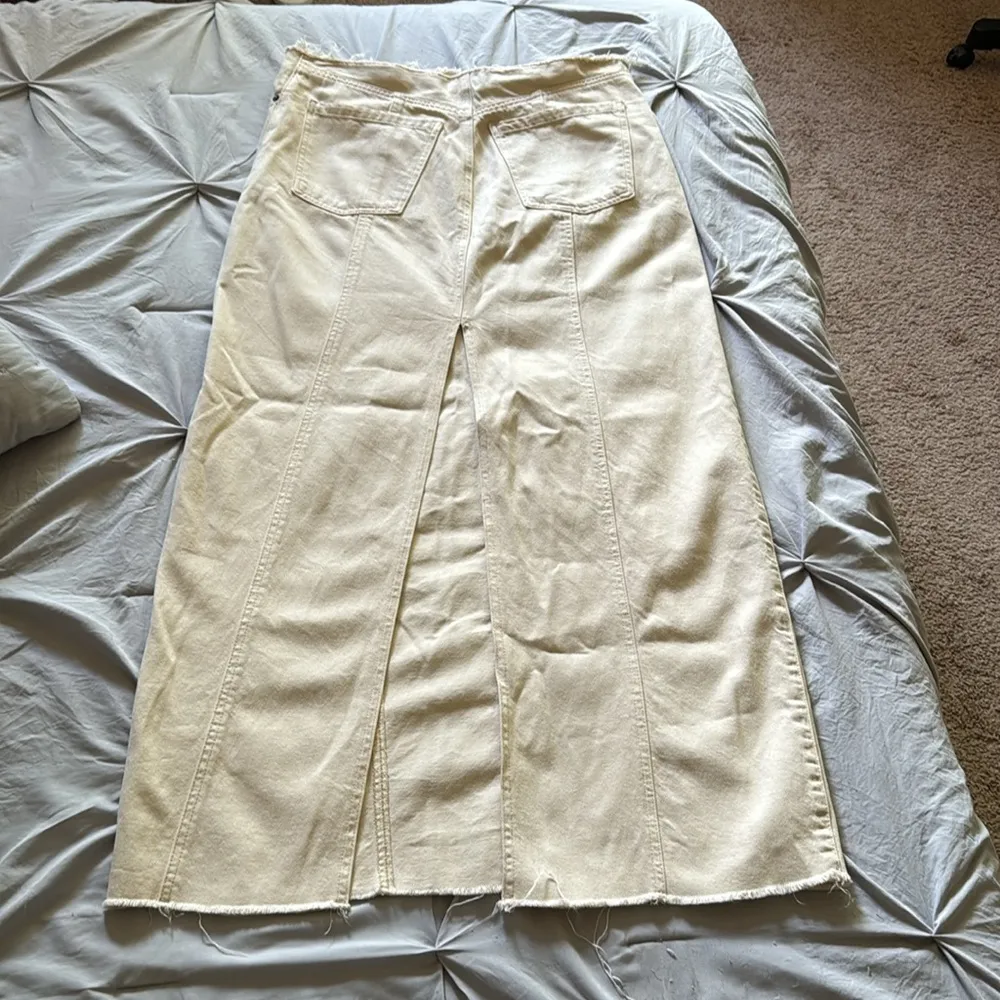 Topshop raw waistband denim maxi skirt in cream. - Image 7