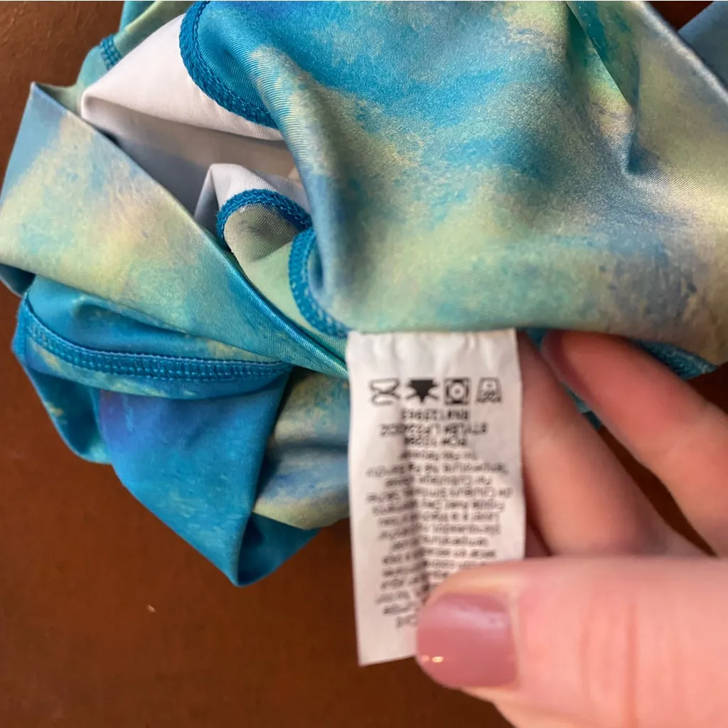 Beyond Yoga Lux High-Waisted Midi Leggings in Bay Blue Dizzy Size XS - Image 6