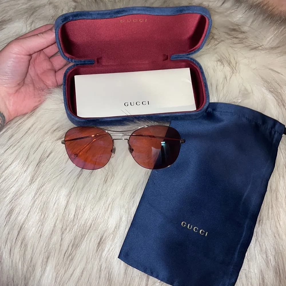 NIC Gucci Aviator Palladium Mirrored Sunglasses in Pink And Blue Combo & Silver Hardware  New In Case (Sold Out Online) $390 MSRP  No refund returns or cancellations - Image 3