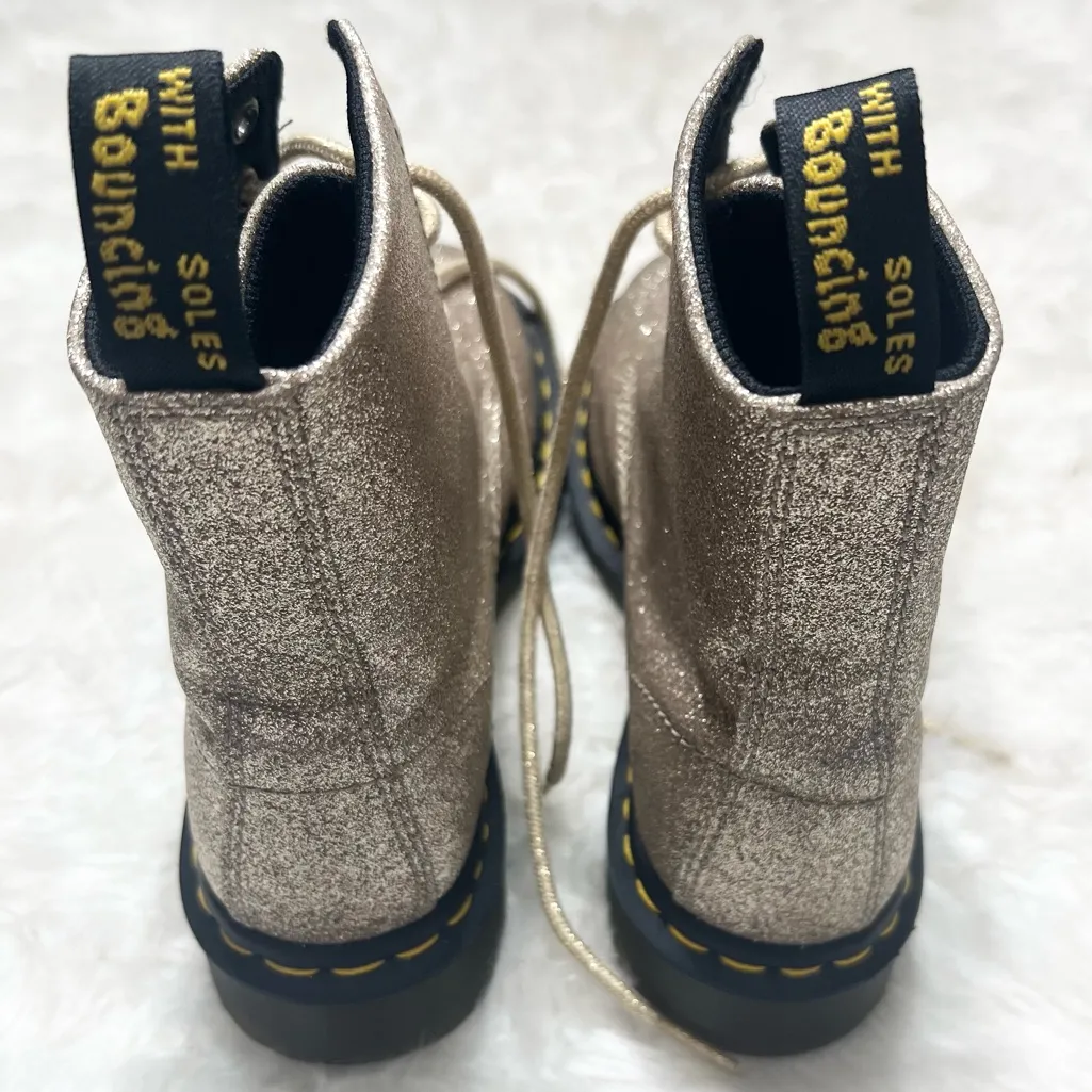 Dr. Martens Gold Glitter Lace-Up Combat Boots Size 7 LIKE NEW 1460 Pascal - Image 9