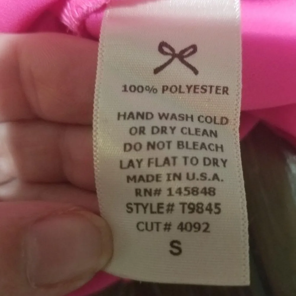 Everly Small Chiffon Key Hole Front Tank Top Blous - Image 5