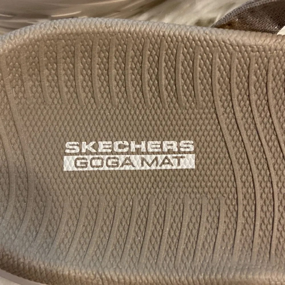 Skechers Goga May Sandals size 9 excellent condition please see all photos - Image 5