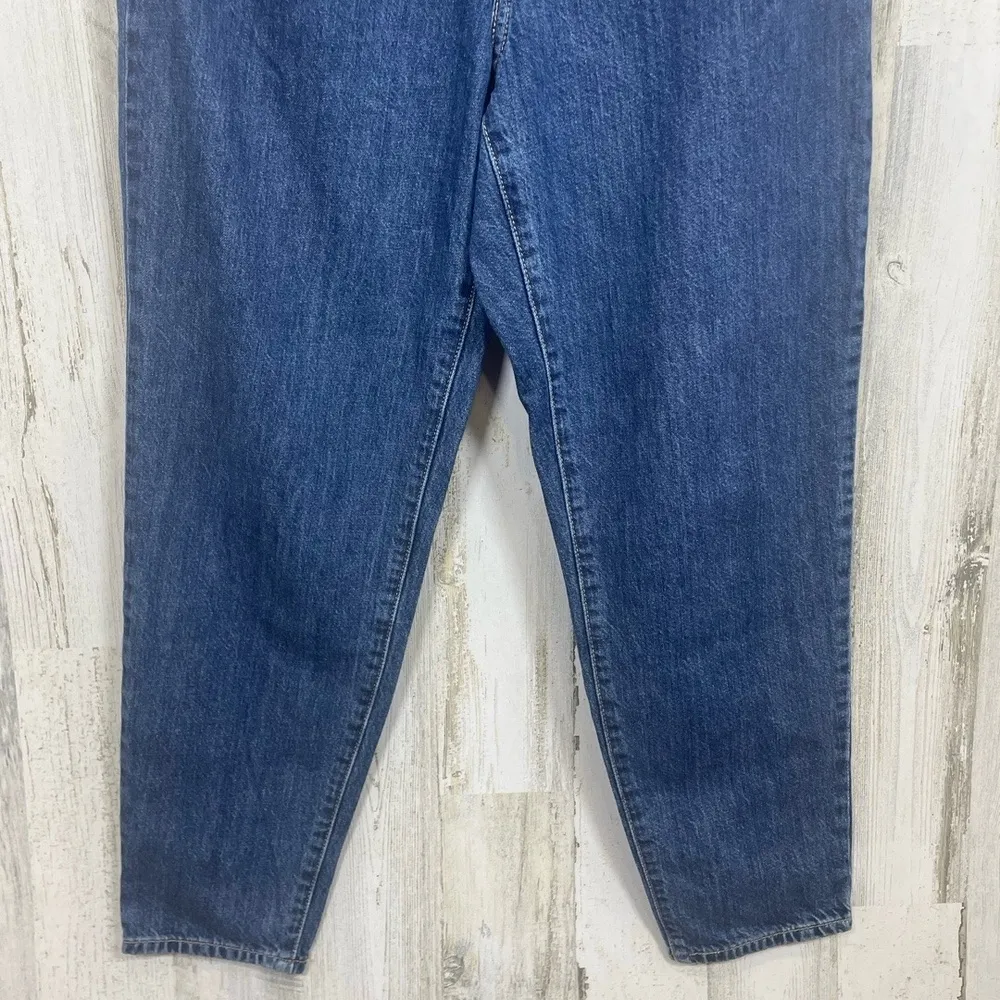 Levi's Jeans High Rise Paperbag Jeans size 28 Blue Denim Tapered‎ Relaxed Casual - Image 4