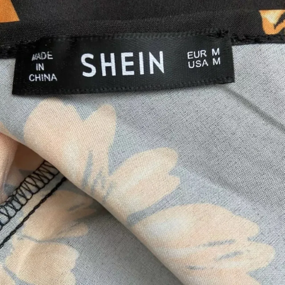 SHEIN Brown & Gold Daisy Print‎ Tank - Image 2