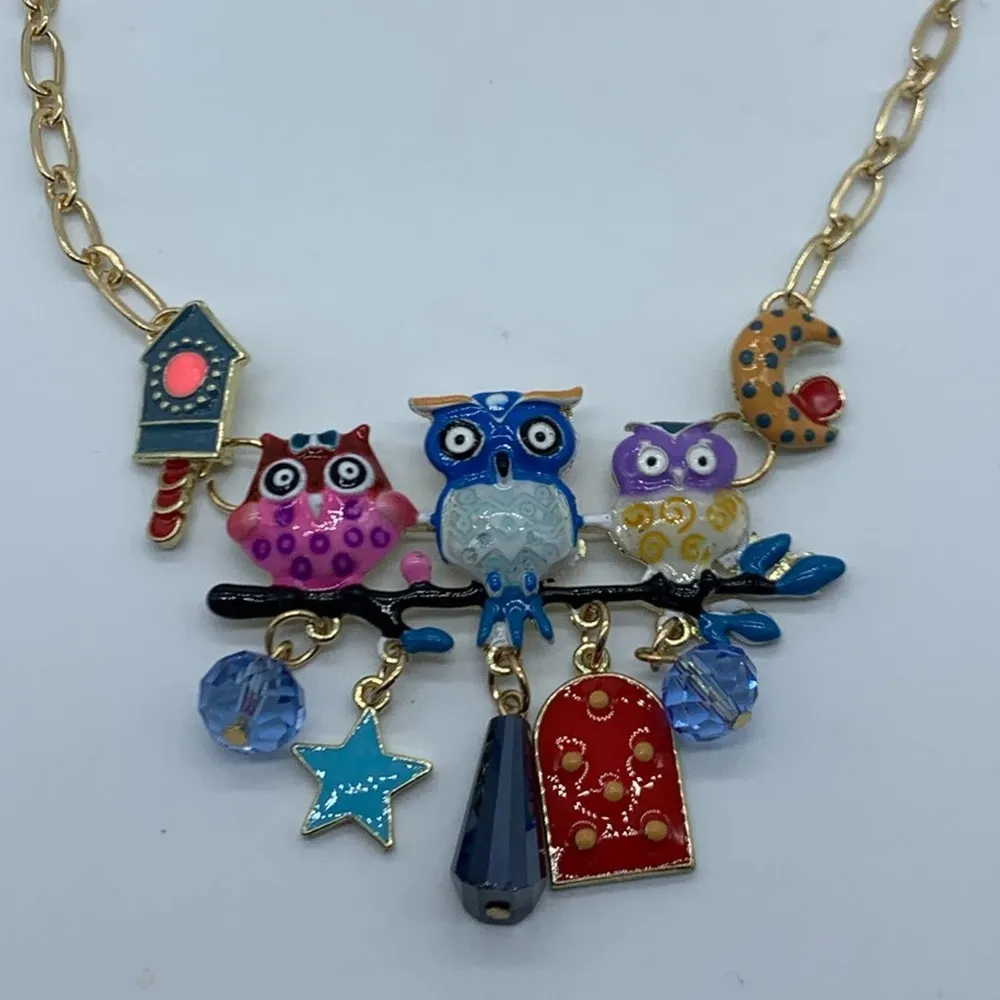 New three enamel owls on a branch fashion necklace - Image 4