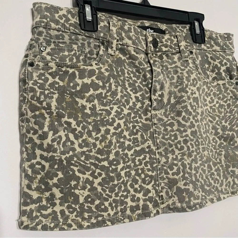 Leopard Printed Denim Mini Skirt Women's Size 28 Soft Stretchy - Image 2