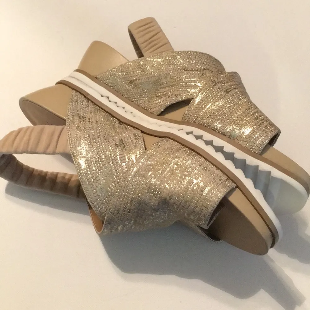 Van Eli cute gold tone sandals size 9 - Image 5