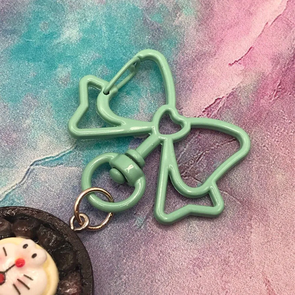 Handmade Garden Cat Bow Keychain Green - Image 4