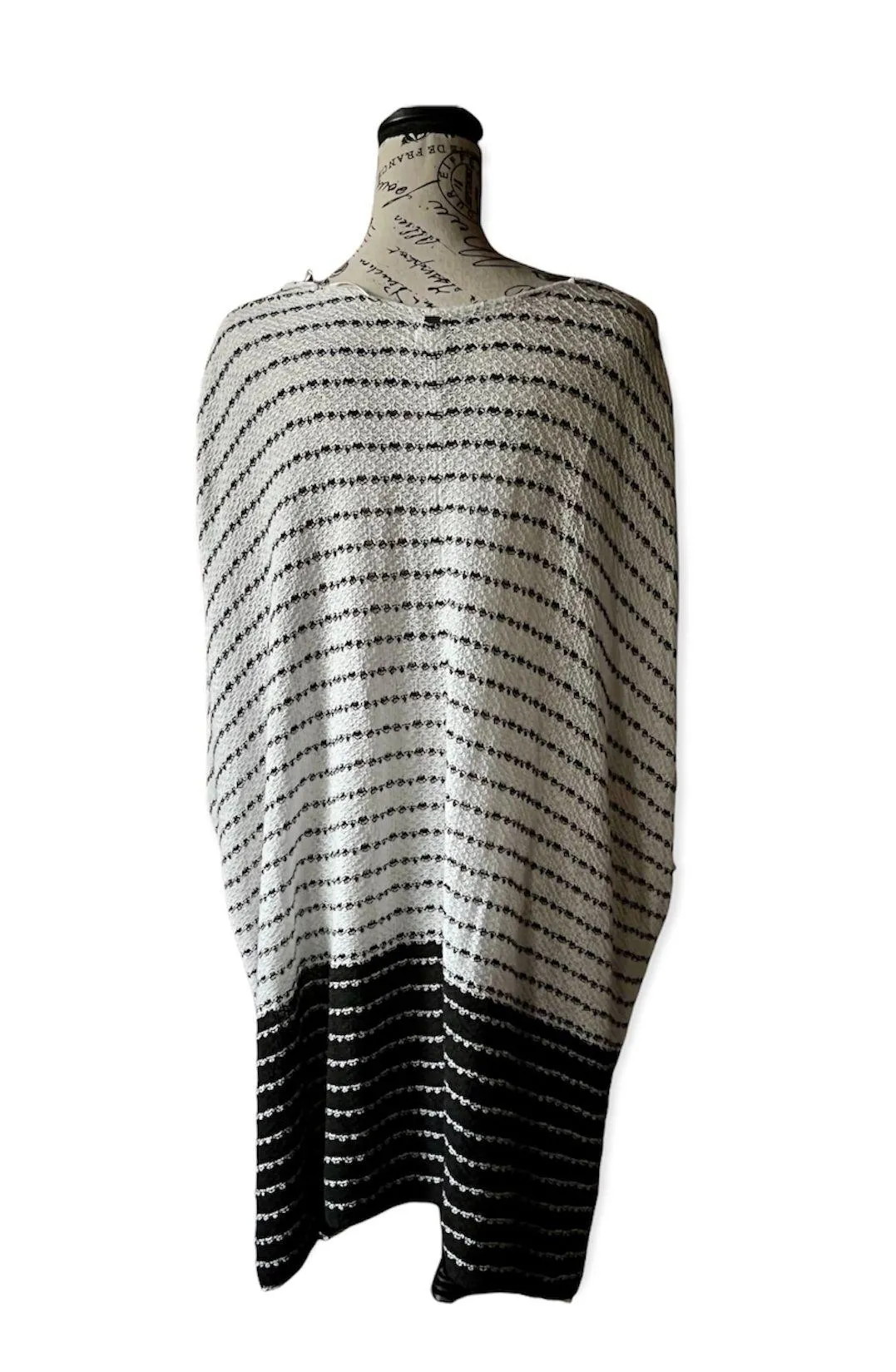 Womens O’Neill Black And White Short Sleeve Striped Cardigan Kimono Long One Size  - Image 4