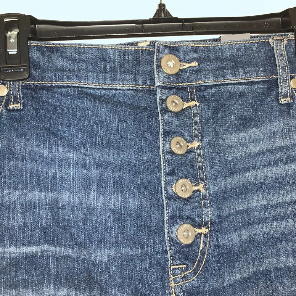 NWT Excellent Torrid Denim Shorts Size 26 - Image 3