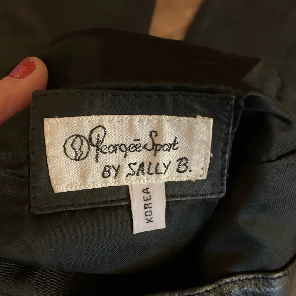 Vintage 80s/90s Peorgee Sport Black Leather High Waist Pants Size 4 26 - Image 5