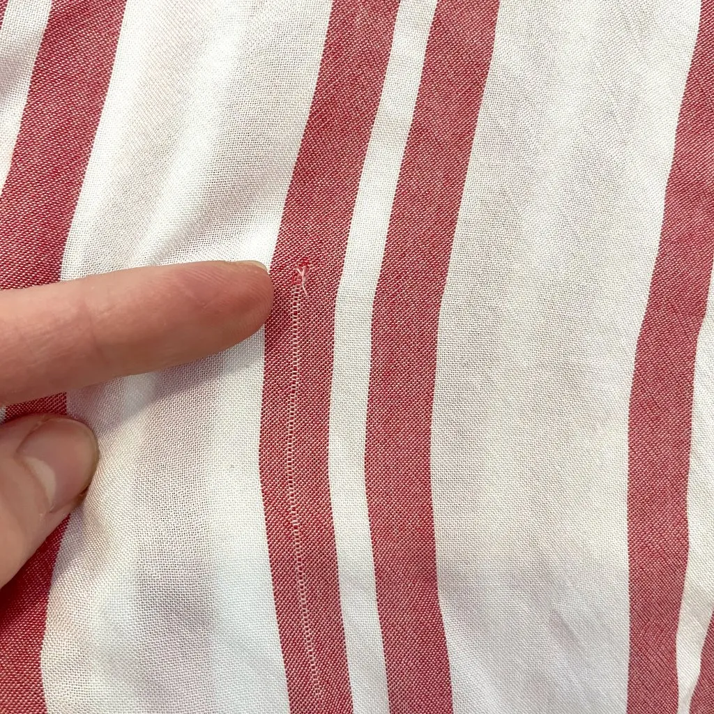 AMERICAN EAGLE AE Oversized Fit White Muted Red Long Sleeve Button Down Shirt XS - Image 14