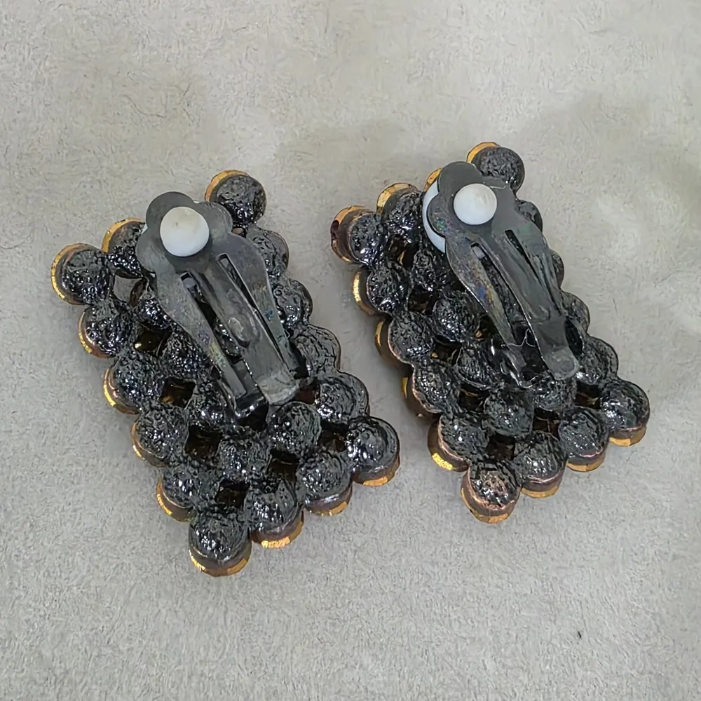 Vintage Clip On Earrings Red Crystal Square - Image 7