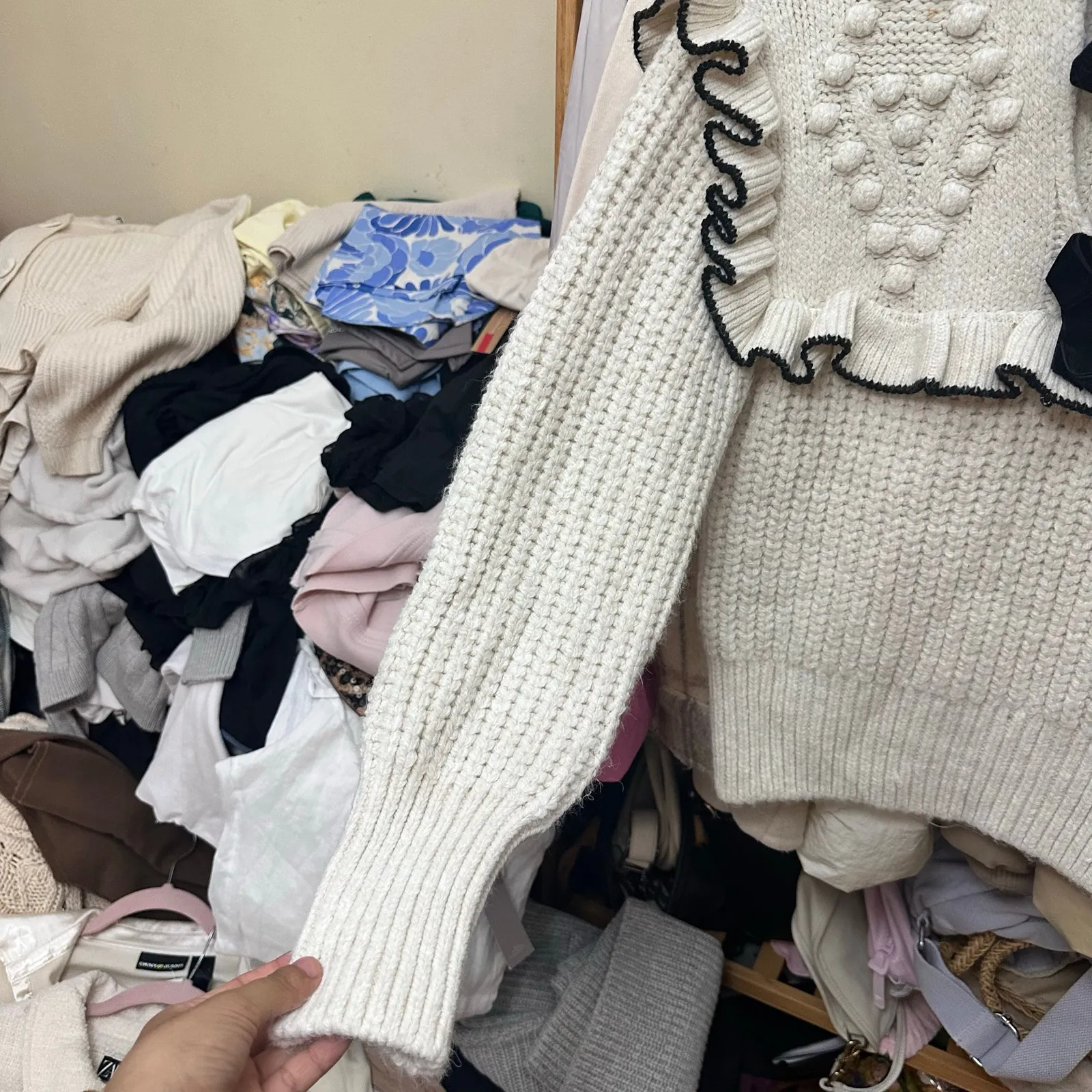 Zara Bow Tie Knit Ruffle Sweater Size Medium 5802/008/064‎ - Image 11