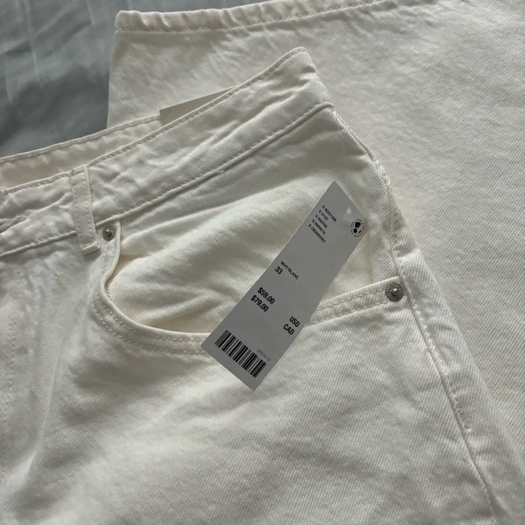 Urban Outfitters Bella Baggy Jeans - Image 3